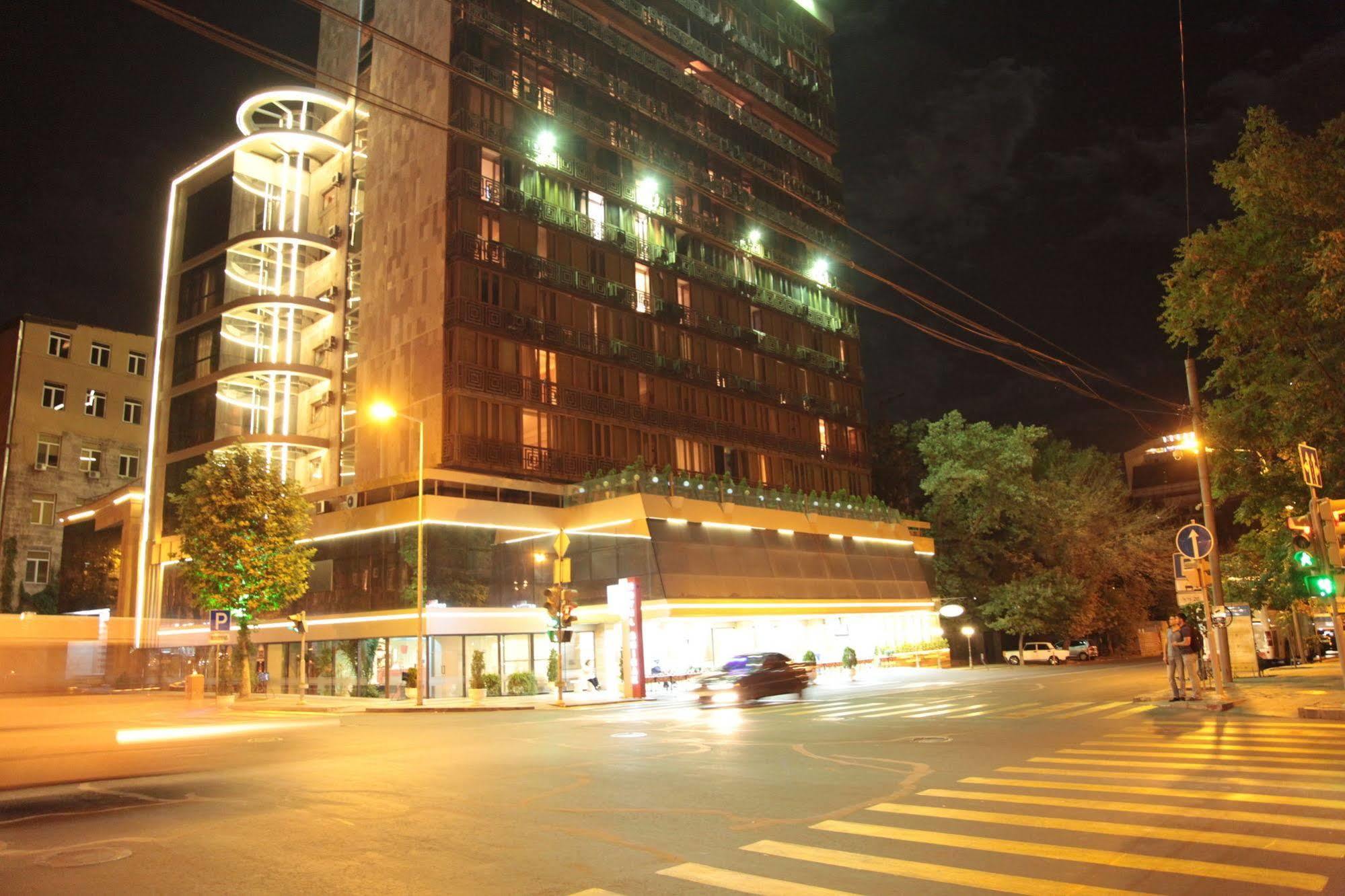 Shirak Hotel Yerevan Luaran gambar